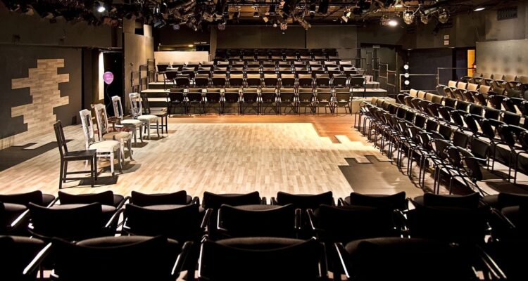 Sala Jardiel Poncela del teatro Fernán Gómez. Imagen de Madrid Film Office