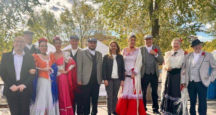 Festival de Danzas y Música Hispanoamericana en Ciudad Lineal