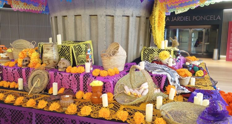 Altar de Muertos del Centro Cultural Fernán Gómez