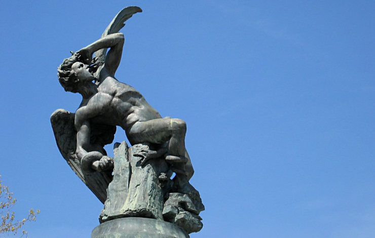 Monumento a El Ángel Caído del parque de El Retiro