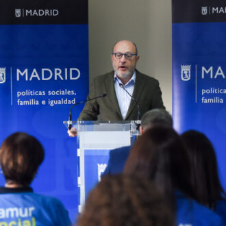 Fernández hace balance del dispositivo habilitado en el Centro de Acogida de Emergencia Pinar de San José