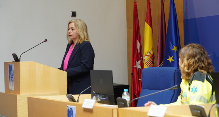 La vicealcaldesa y delegada de Seguridad y Emergencias, Inma Sanz, inaugura la XIII Jornada de SAMUR-Protección Civil sobre prevención y maltrato infantil