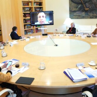 Imagen de la Junta de Gobierno de este jueves, en conexión con el alcalde desde Buenos Aires