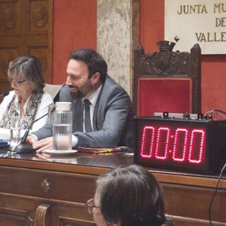 El concejal de Puente de Vallecas, Ángel Niño, presenta los presupuestos para 2026