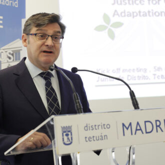 El delegado de Políticas de Vivienda y presidente de la Empresa Municipal de la Vivienda y Suelo (EMVS Madrid), durante el lanzamiento del proyecto europeo JUST4CARE
