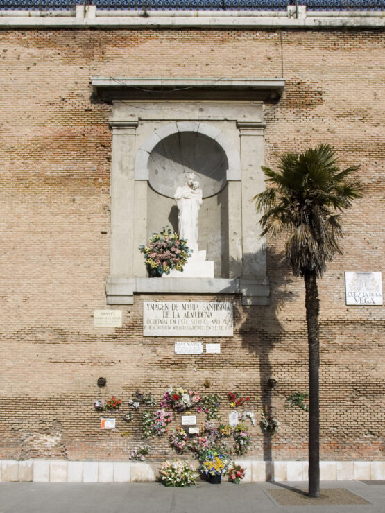 Hornacina en el muro primitivo