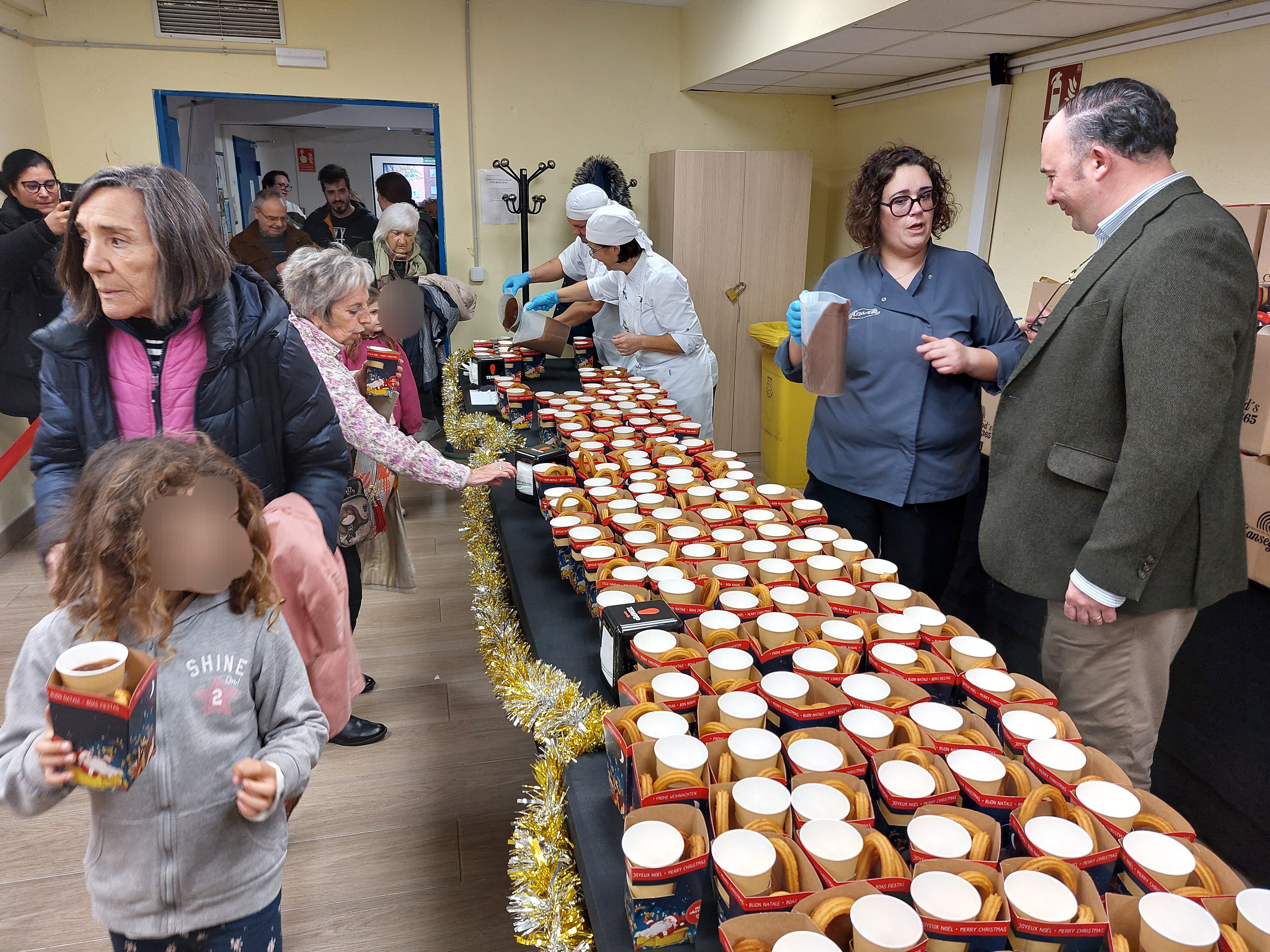 Pezuela durante la presentación de la programación especial de Navidad de Moratalaz