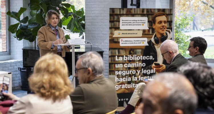Rivera de la Cruz presenta la campaña municipal de promoción de bibliotecas en colaboración con CEDRO