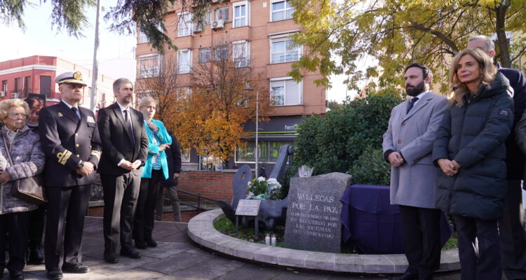 Acto institucional con motivo del 30º aniversario del atentado de ETA en Puente de Vallecas