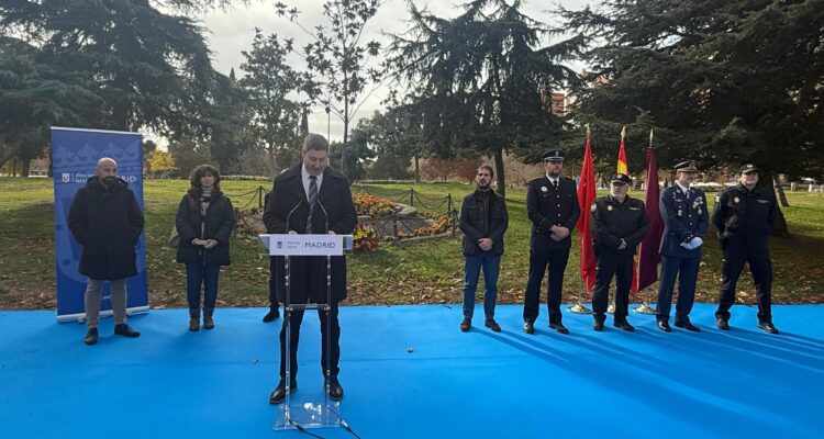Acto homenaje a la Constitución en Latina