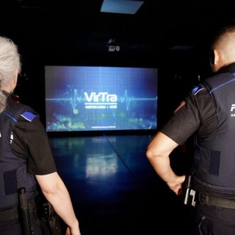 Imagen de archivo de agentes de la Policía Municipal vistiendo chalecos protectores