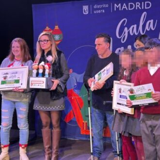 Cea entrega los premios a los ganadores de los certámenes de belenes, tarjetas y villancicos