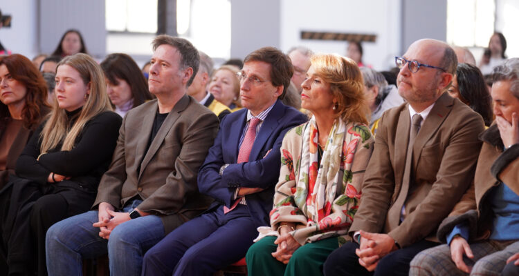 Acto conmemorativo por el 20º aniversario de Voluntarios por Madrid