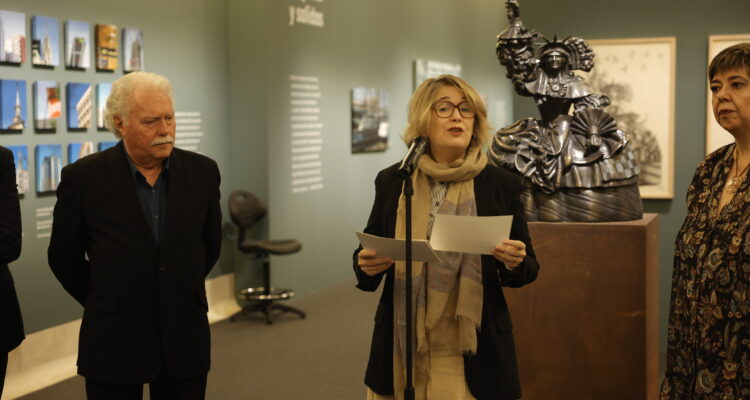 Rivera de la Cruz inaugura la exposición 'Naturaleza de asfalto. Madrid hiperrealista'