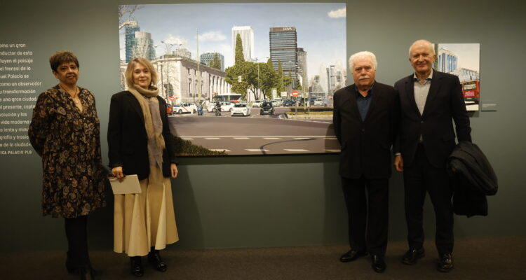 Rivera de la Cruz inaugura la exposición 'Naturaleza de asfalto. Madrid hiperrealista'