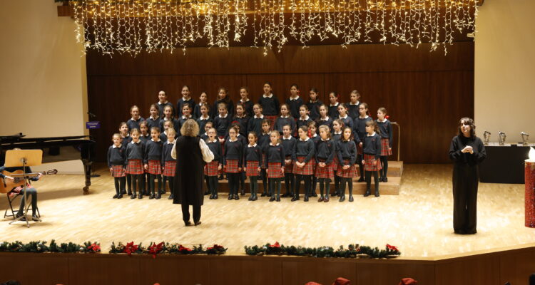Gala final del Certamen Escolar de Villancicos 2025 del Ayuntamiento