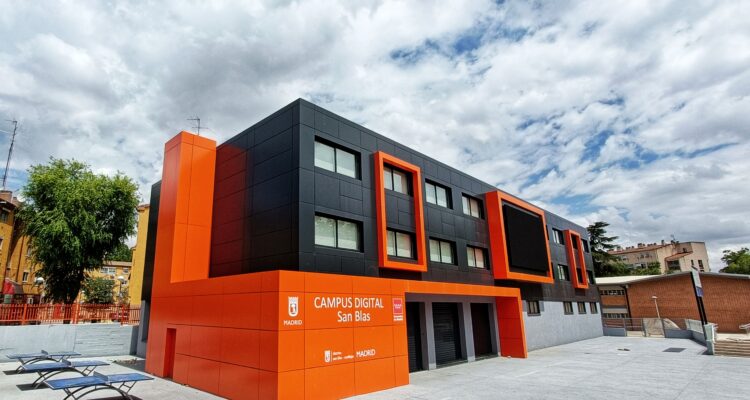 Instalaciones de la Escuela Municipal de Talento Digital