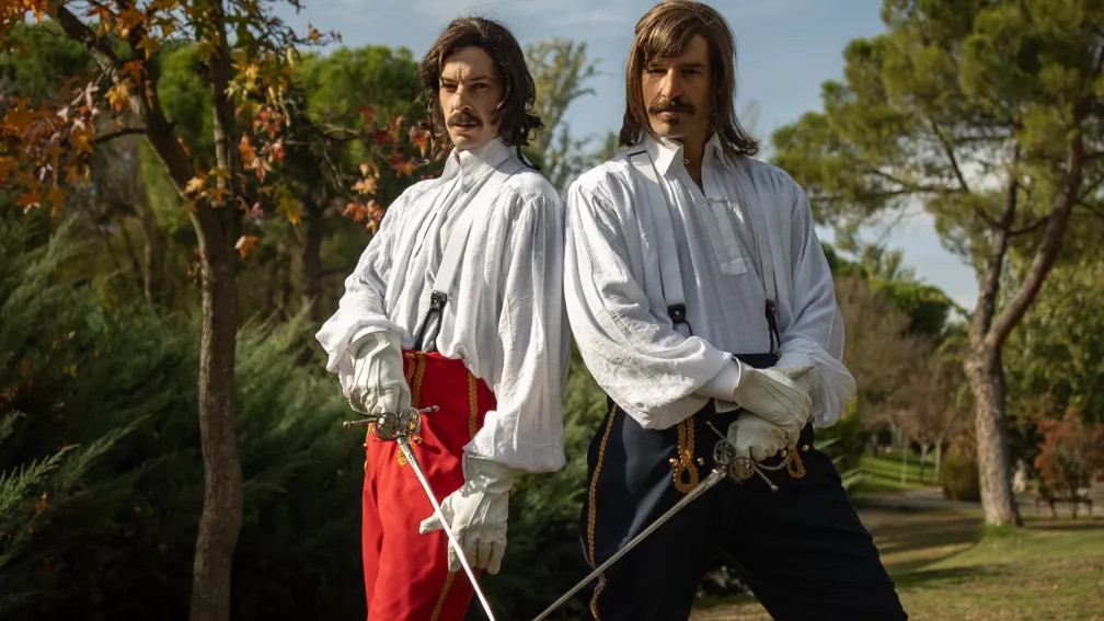 Escena de la obra de teatro 'Los duelistas'