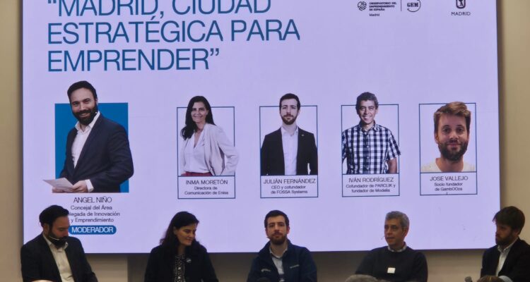El concejal delegado de Innovación y Emprendimiento, Ángel Niño, durante su participación en una mesa redonda sobre el impacto de las políticas públicas en el ecosistema emprendedor de la ciudad de Madrid