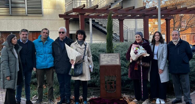 Barajas dedica un jardín a Eugenio Morales Tomillo