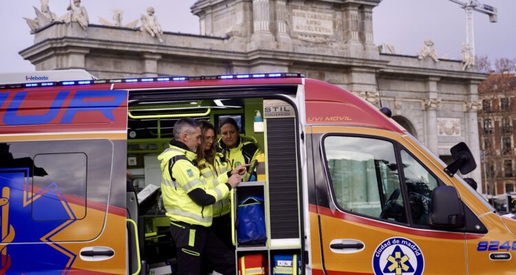 Presentación de los nuevos dispositivos tecnológicos para reforzar la asistencia sanitaria de SAMUR-Protección Civil