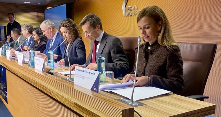 La concejala delegada de Turismo, Almudena Maíllo, durante la presentación de FITUR 2026