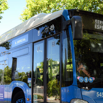 Fotografía de un autobús del Servicio Especial de EMT