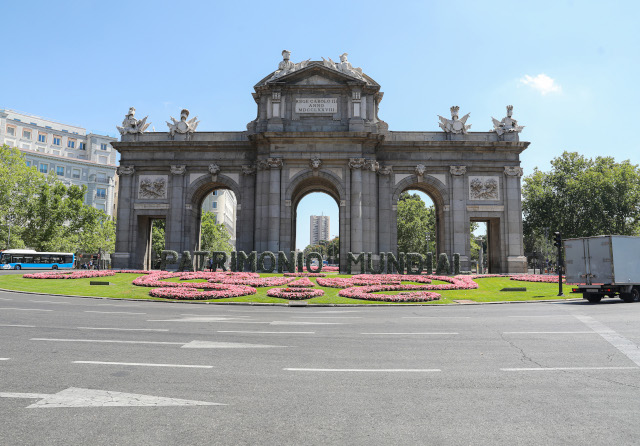 Imagen de archivo de la Puerta de Alcalá no transitable
