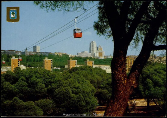 Postal de 1969 con la imagen del recién estrenado teleférico. Imagen de archivo de Memoria de Madrid