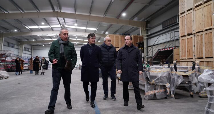 Carabante y Páramo en momento de la visita a Almacén de Villa