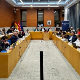 Reunión del Pleno de Centro que ha aprobado la denominación de la nueva escuela infantil ‘El Sol de las Letras’