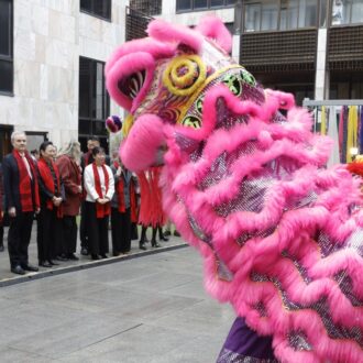 Almeida participa en la presentación del Año Nuevo chino