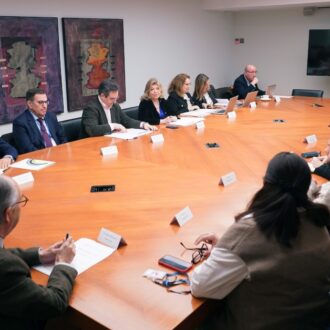 Hidalgo, presidiendo la constitución del consejo, en la mañana de este viernes