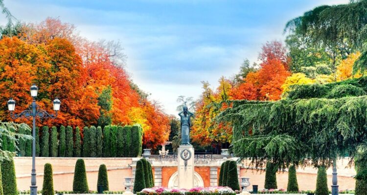 Imagen de archivo de conjunto escultórico parque de El Retiro