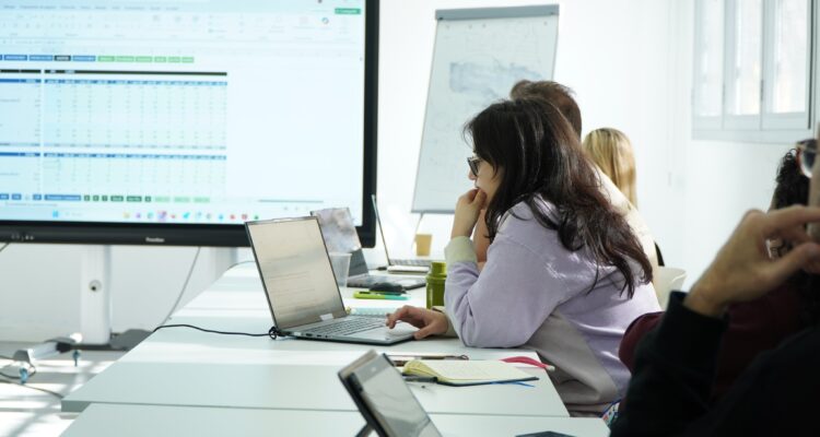 Reunión formativa de Madrid Emprende