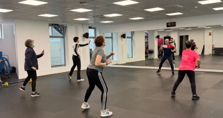 Participantes del programa 'Ejercicio Físico y Cáncer' en el CDM Triángulo de Oro