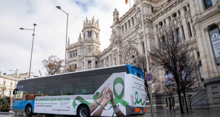 Imagen de bus EMT Madrid participante en campaña