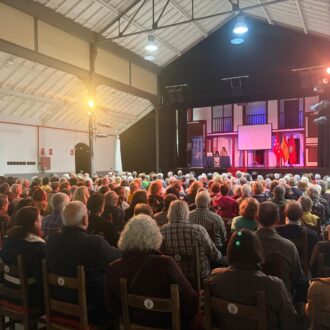 Público asistente al ciclo 'Lunes con la historia en Arganzuela'