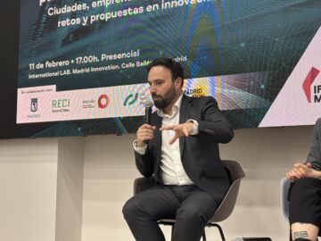 Ángel Niño durante su intervención sobre emprendimiento innovador en Madrid
