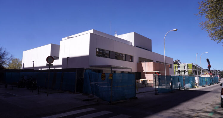 Obras del nuevo centro de día para mayores con deterioro cognitivo de la calle de Téllez