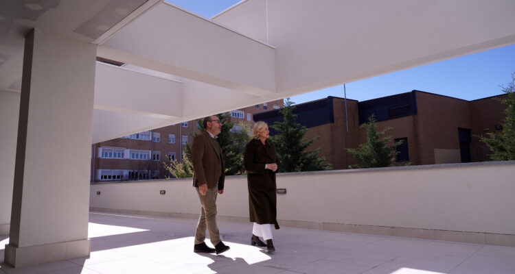 García Romero y Fernández visitan las obras del nuevo centro de día para mayores con deterioro cognitivo de la calle de Téllez