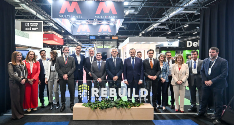 González durante la inauguración de REBUILD 2026