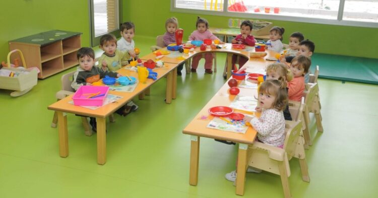 Imagen de archivo de un comedor escolar