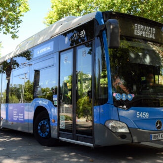 Vehículo de la flota de servicio especial de EMT Madrid