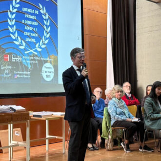 Martínez Páramo durante la entrega de los premios del II Certamen literario AEFEP