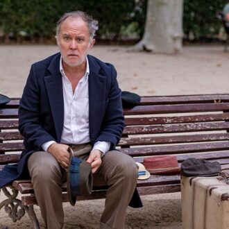 El actor Luis Bermejo en una escena de 'Hoy tengo algo que hacer'