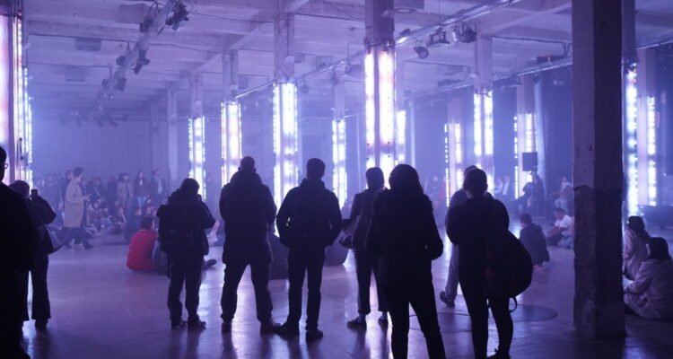 Momentos de las instalaciones lumínicas durante la inauguración de LuzMadrid 2026