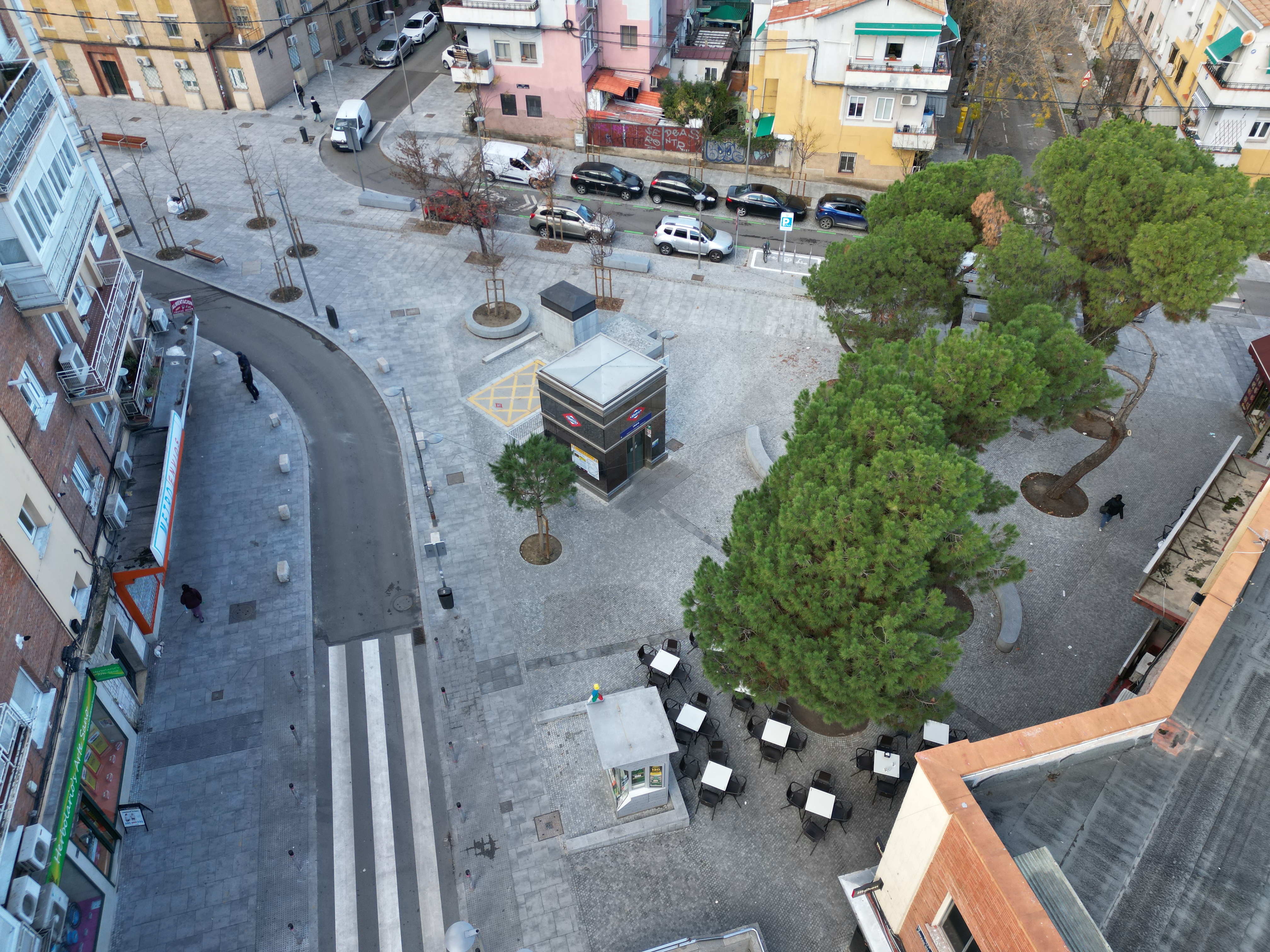 La plaza de José Luis Hoys remodelada