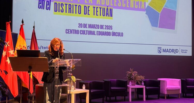 Paula Gómez-Angulo en la jornada técnica ‘La protección de la infancia y la adolescencia en el distrito de Tetuán’