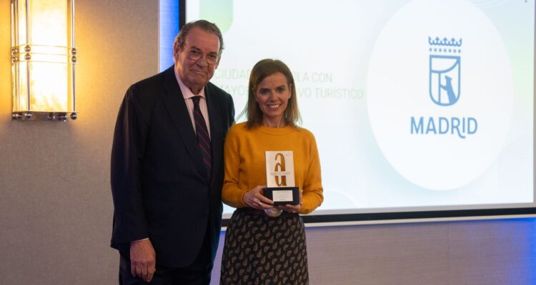 Maíllo durante la recepción del Premio Travelranking